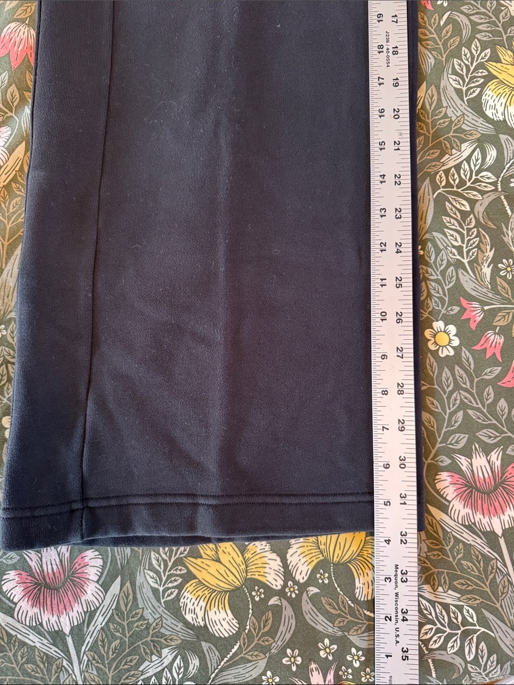 lululemon Scuba Mid-rise Wide-Leg Pants size 4 - Picture 4 of 12